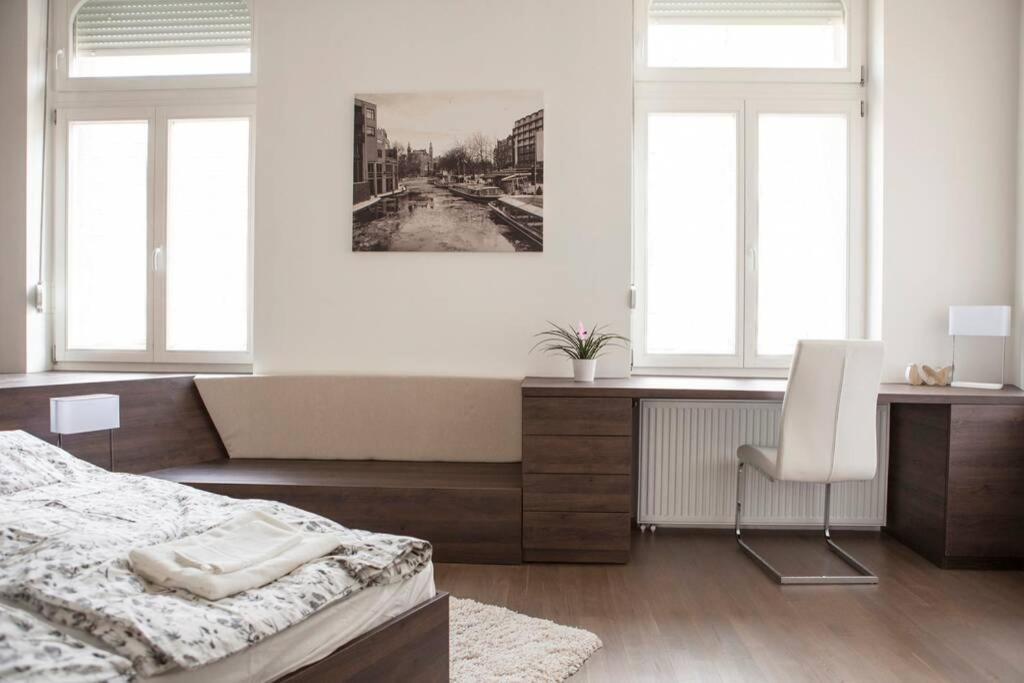 Apartment Downtown Ulloi 3 Budapest Bagian luar foto