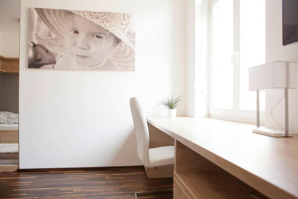 Apartment Downtown Ulloi 3 Budapest Bagian luar foto